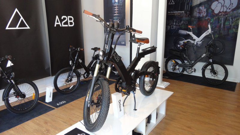 Illustration for article titled Commuting Is No Sweat on These Swanky E-Bikes